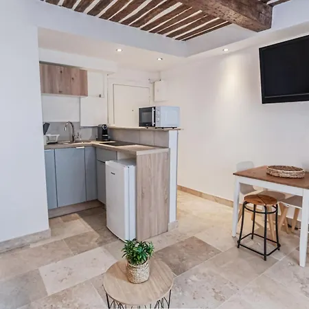 Superbe 2 Pieces - Viel Apartmán *